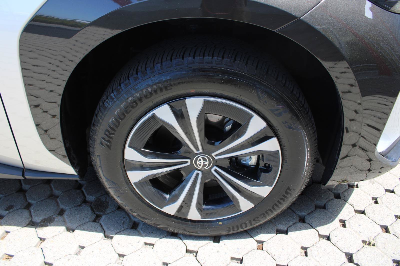 Used 2024 Toyota bZ4X AWD w/ Weather Package image 13