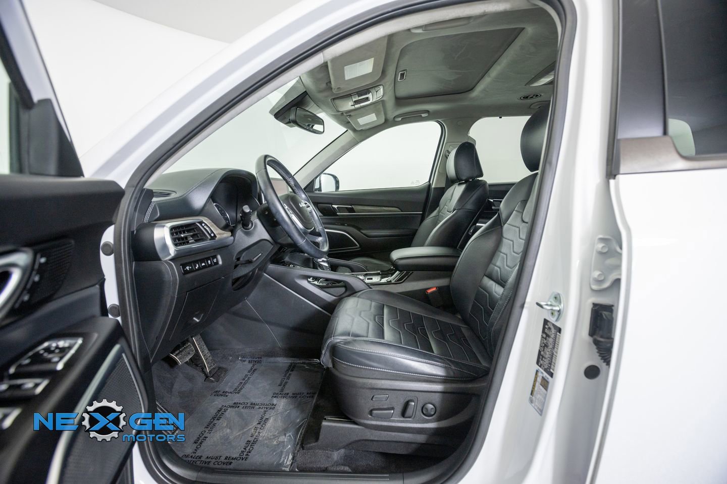 Used 2022 Kia Telluride SX w/ SX Prestige Package AWD/4WD image 11