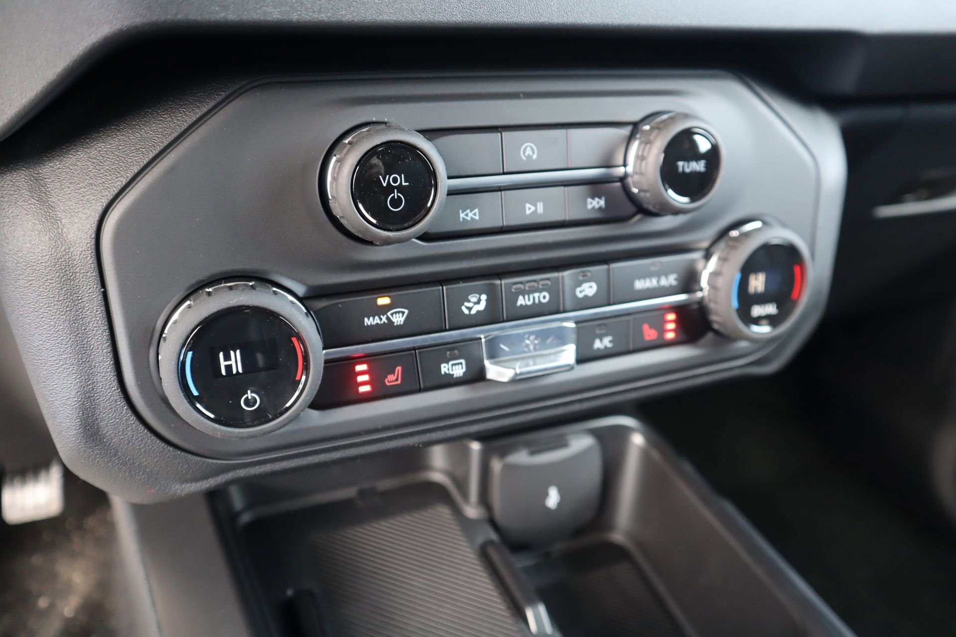 New 2026 Ford Bronco Big Bend image 9