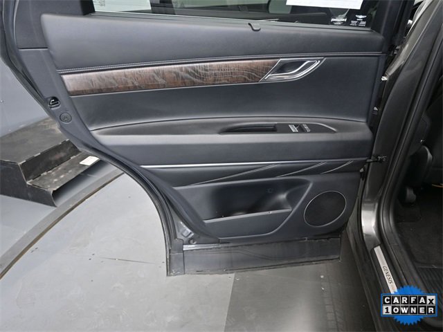 Used 2024 Genesis GV80 2.5T image 16