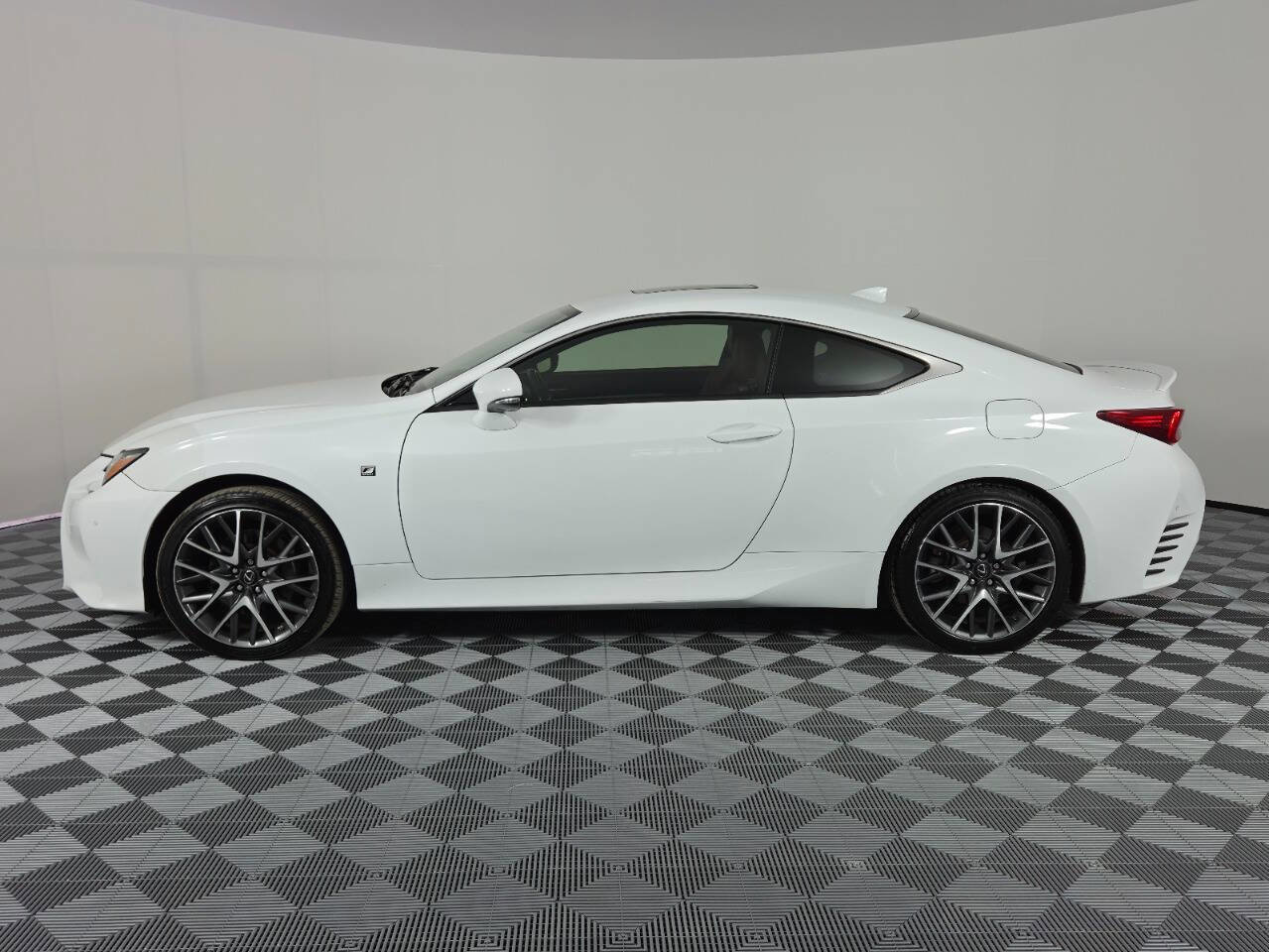 Used 2018 Lexus RC 350 AWD image 4