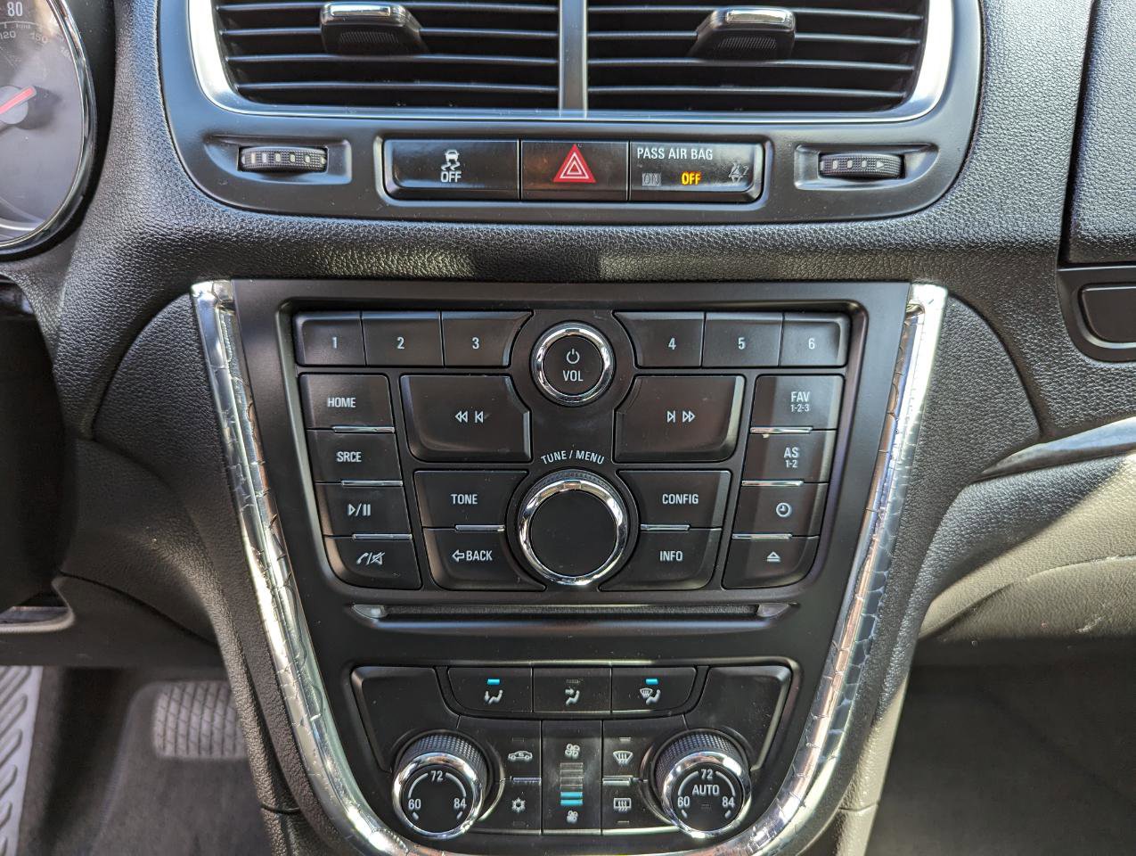 Used 2015 Buick Encore Convenience image 24