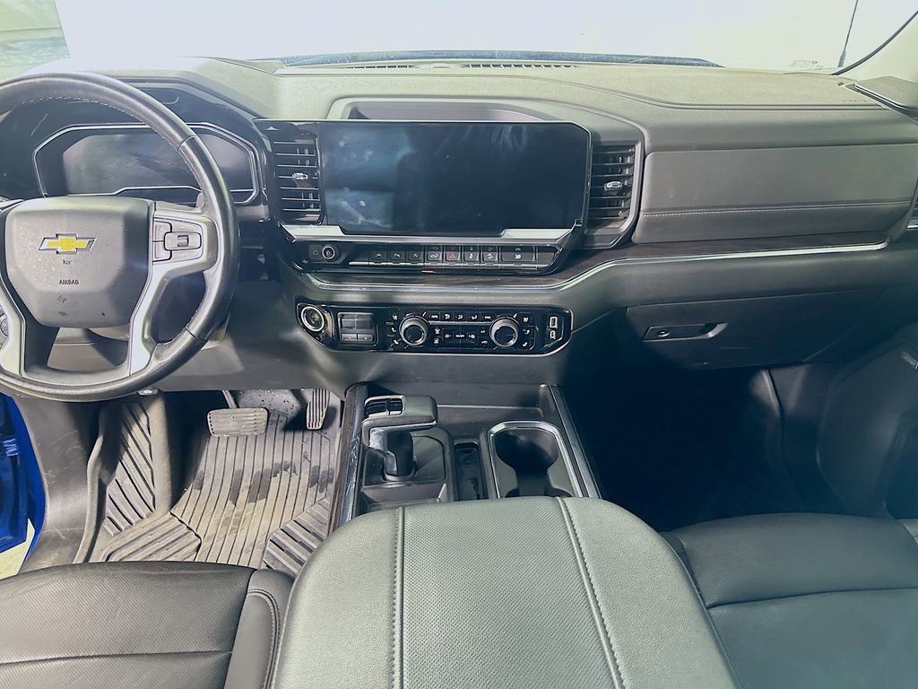 Used 2023 Chevrolet Silverado 1500 LTZ AWD/4WD image 18