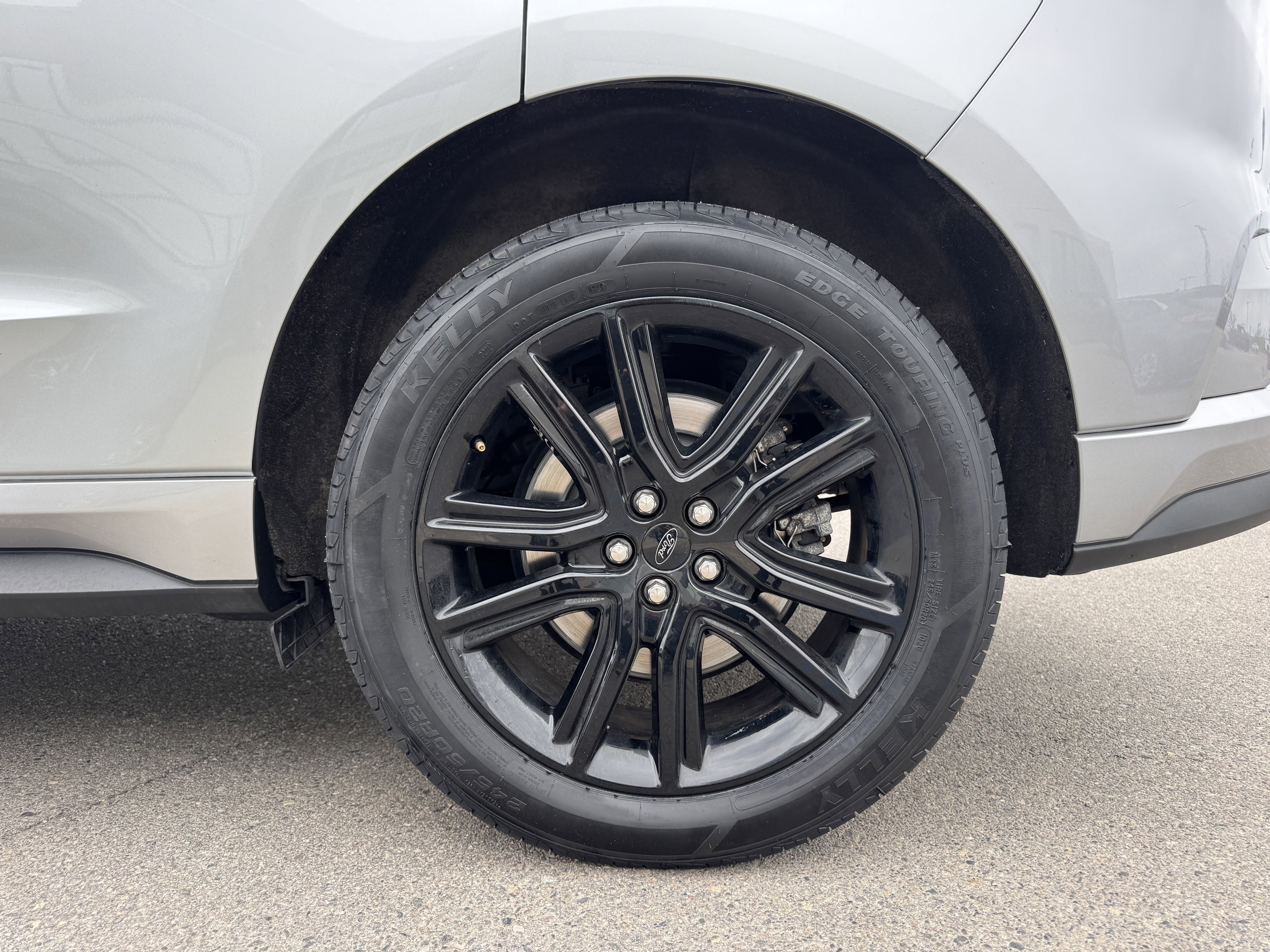 Certified 2024 Ford Edge ST-Line AWD/4WD image 19