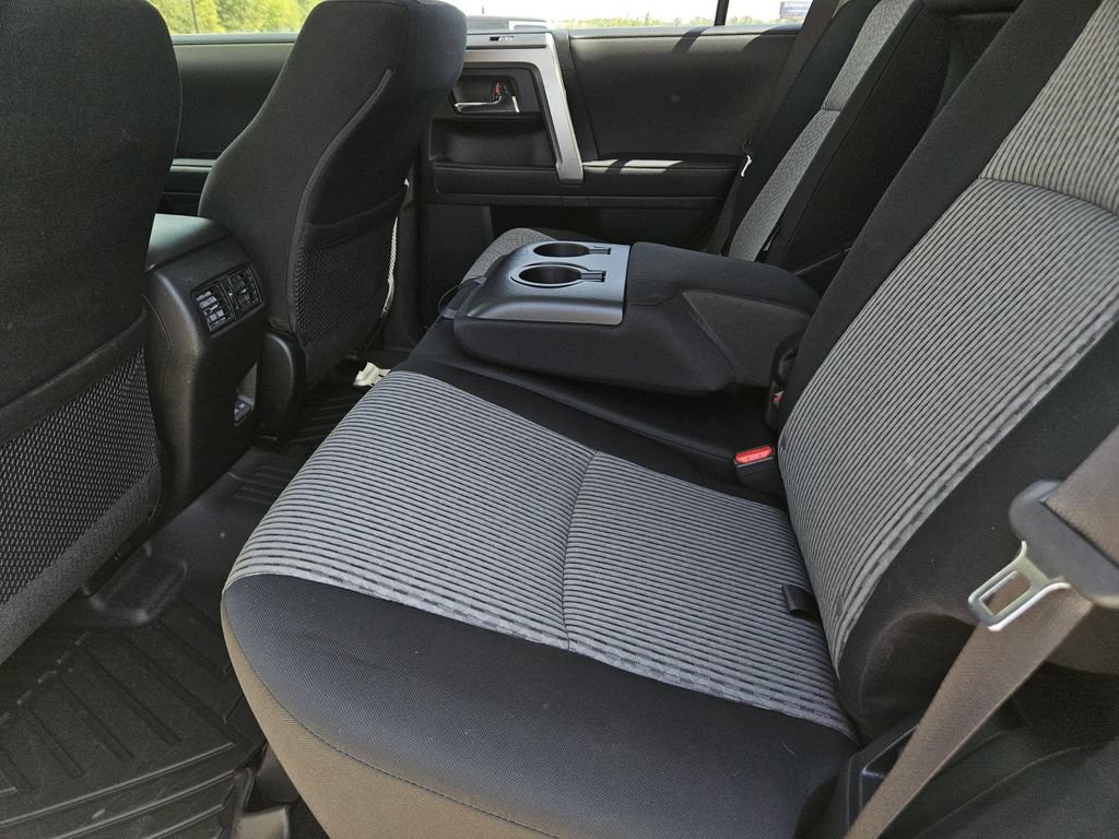 Used 2023 Toyota 4Runner SR5 AWD/4WD image 28