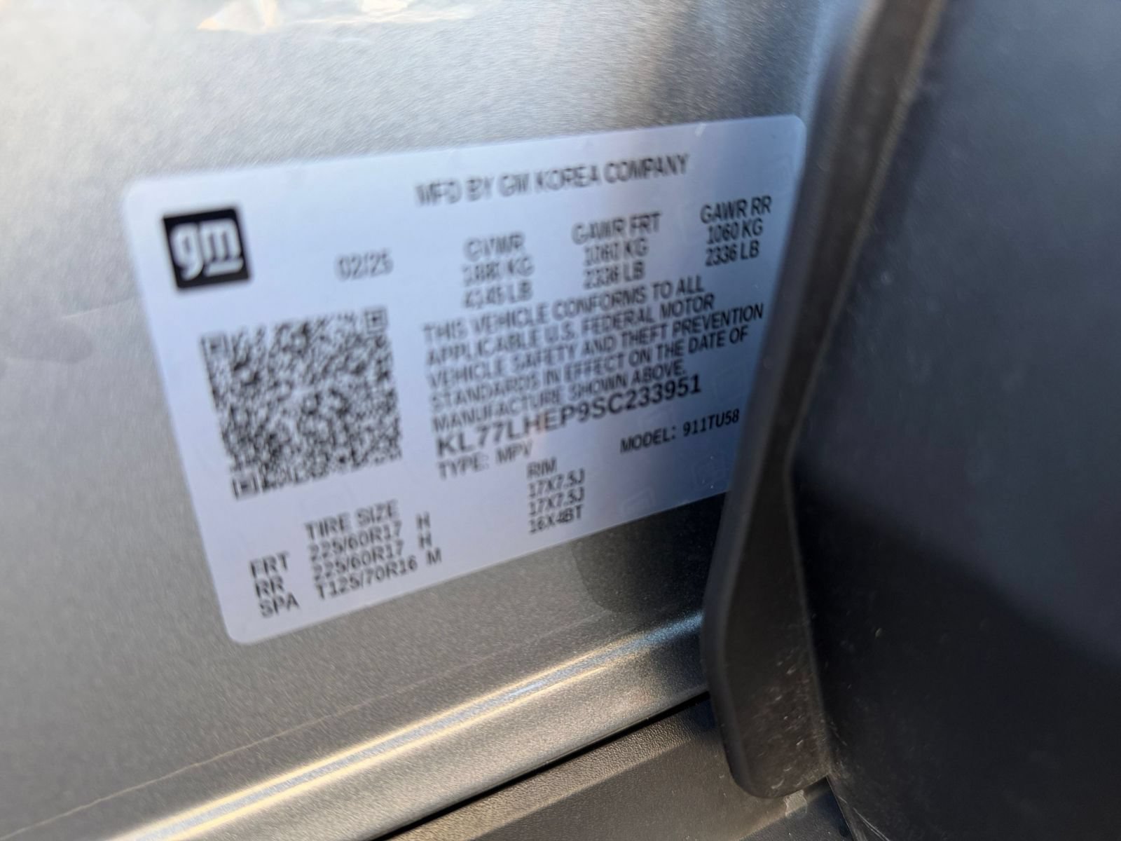 Used 2025 Chevrolet Trax LT FWD image 27