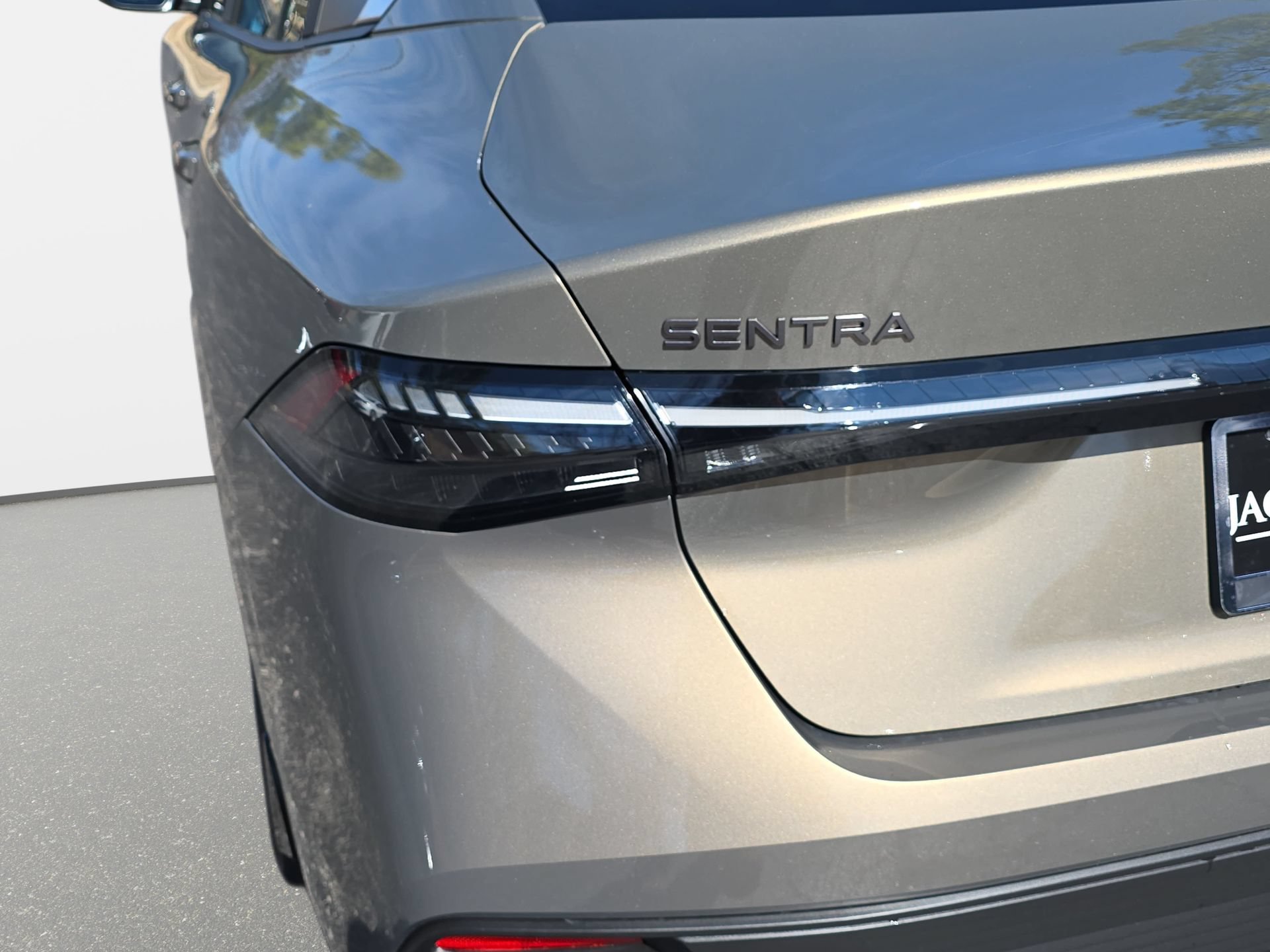 New 2026 Nissan Sentra SV w/ SV Convenience Package FWD image 32