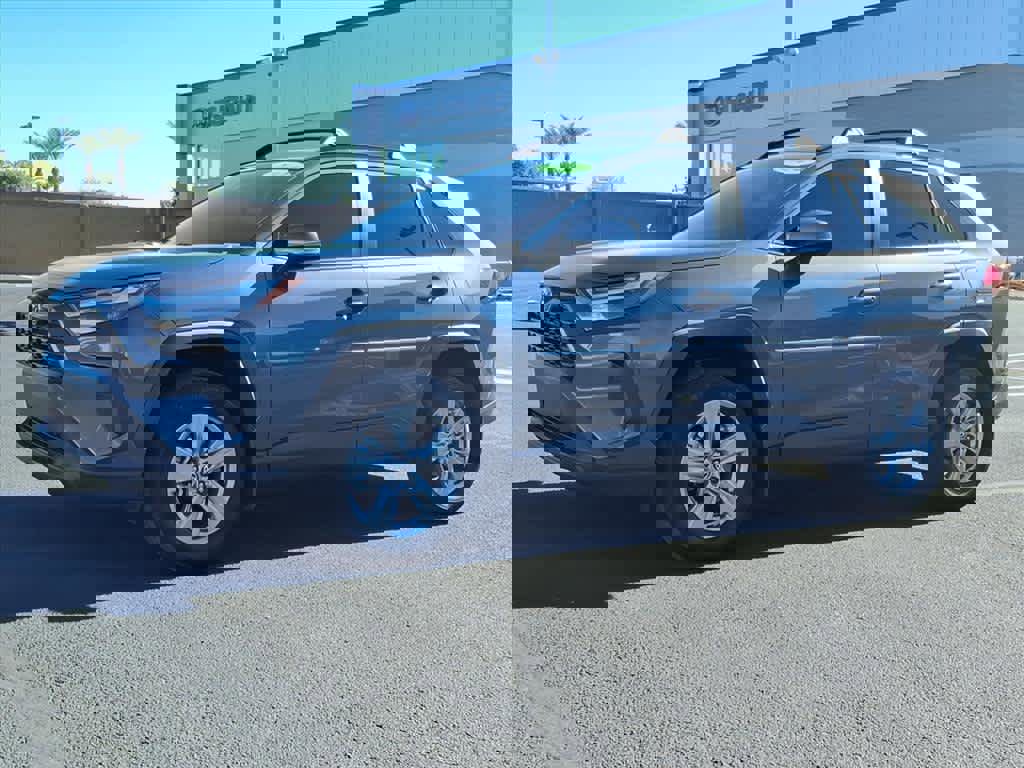 Used 2024 Toyota RAV4 XLE image 2