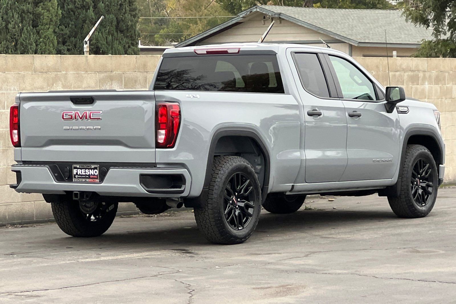 Used 2025 GMC Sierra 1500 Pro w/ Graphite Edition image 4