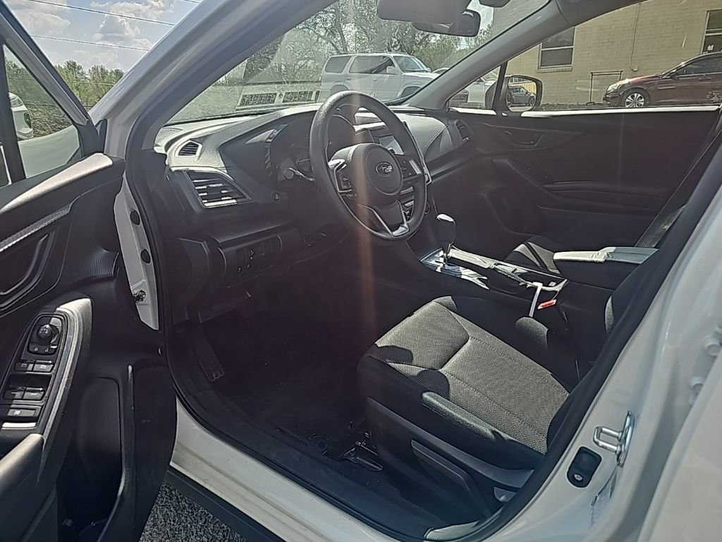 Used 2023 Subaru Crosstrek 2.0i image 5
