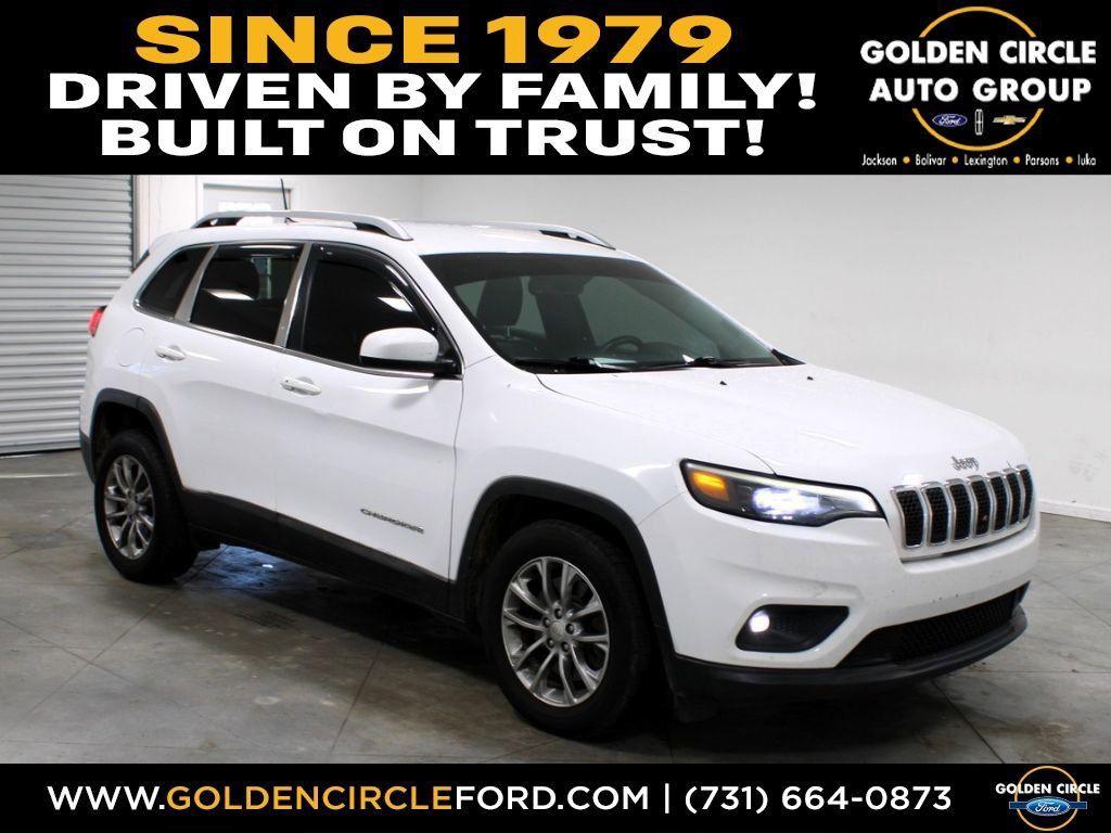 Used 2019 Jeep Cherokee Latitude Plus w/ Comfort/Convenience Group