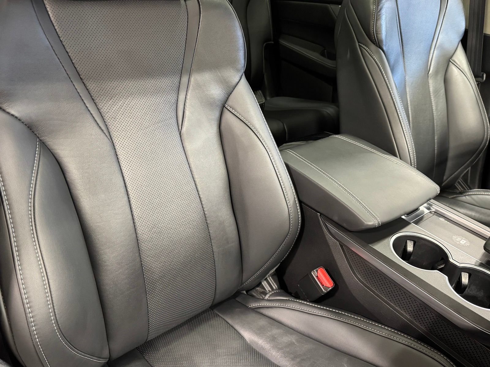 Used 2023 Acura MDX w/ Technology Package AWD/4WD image 53