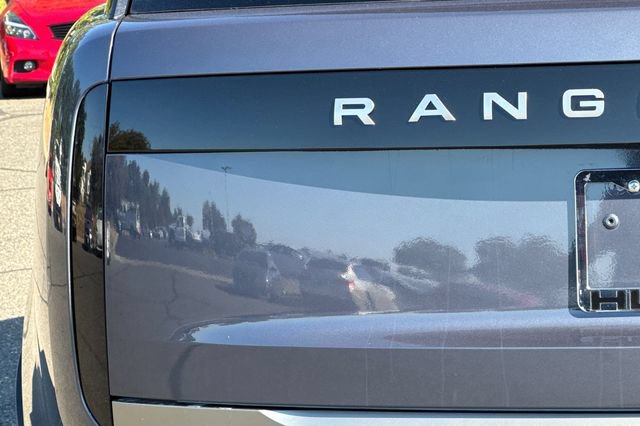 Used 2024 Land Rover Range Rover Long Wheelbase SE AWD/4WD image 49
