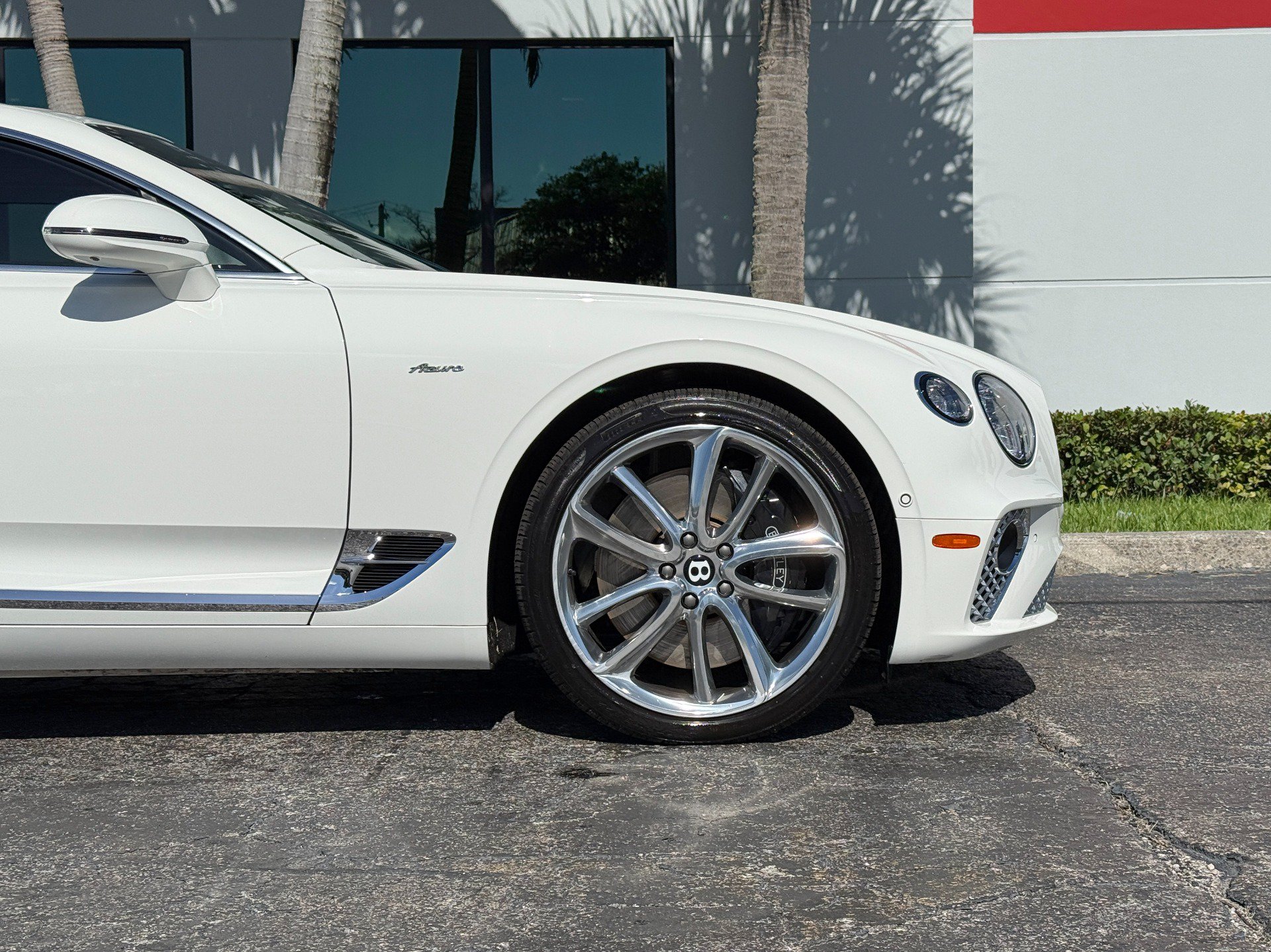Used 2023 Bentley Continental GT Azure AWD/4WD image 36