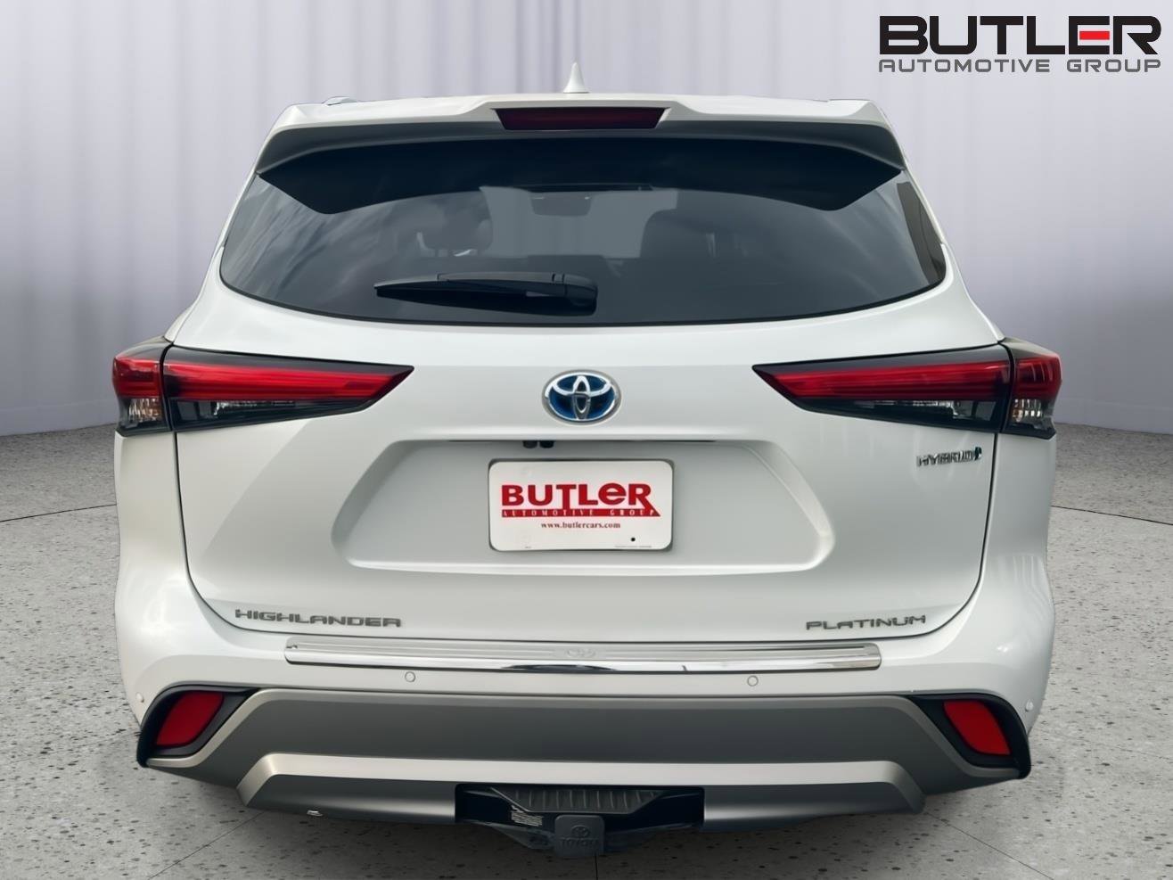 Used 2022 Toyota Highlander Platinum image 5