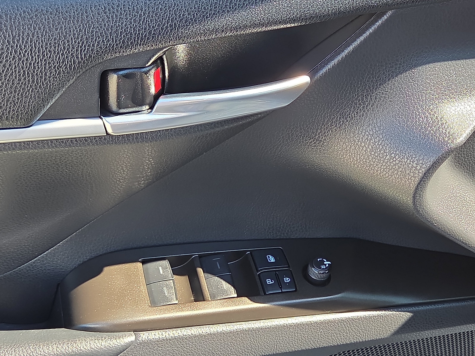 Used 2021 Toyota Camry TRD FWD image 13