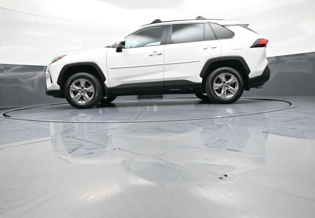 Used 2023 Toyota RAV4 XLE w/ XLE Grade Weather Package AWD/4WD image 32