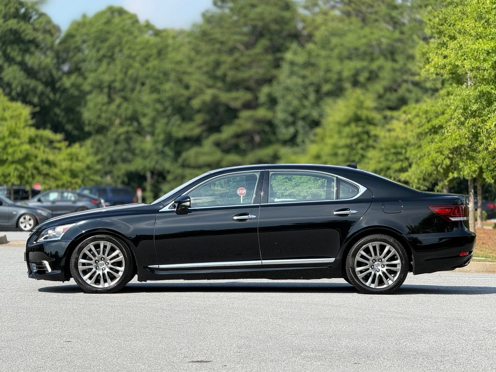 Used 2017 Lexus LS 460 L RWD image 9