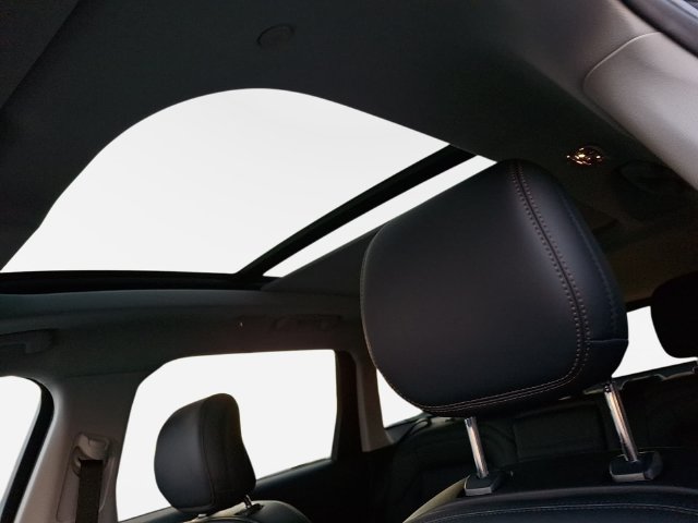 New 2026 Lincoln Nautilus Premier w/ Equipment Group 102A AWD/4WD image 12