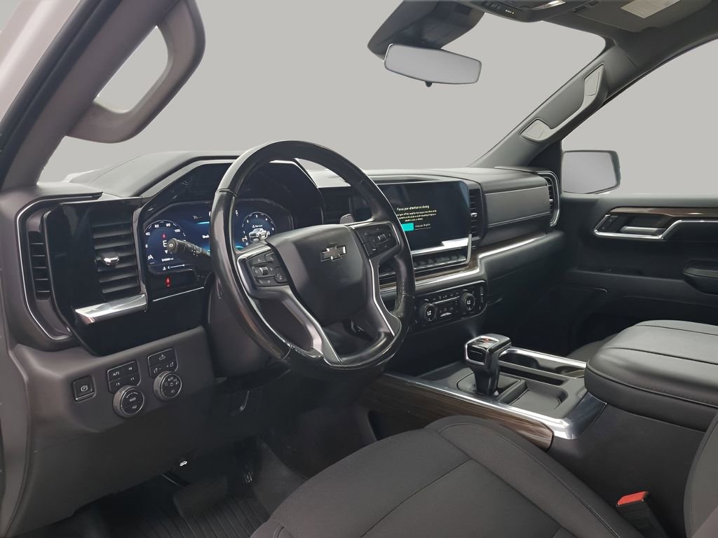 Used 2024 Chevrolet Silverado 1500 LT Trail Boss w/ Protection Package image 29
