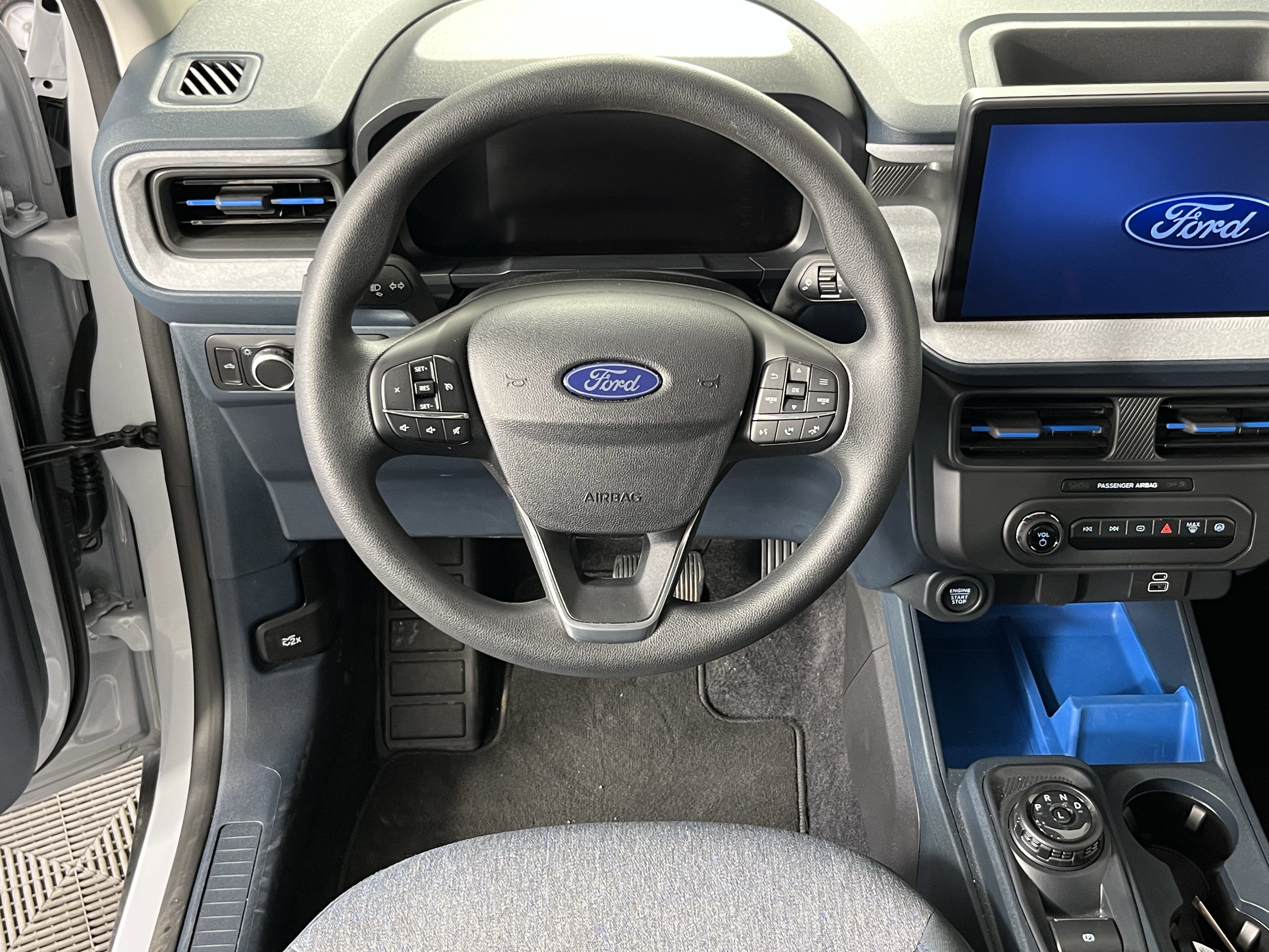 Used 2025 Ford Maverick XLT w/ Equipment Group 302A AWD/4WD image 12