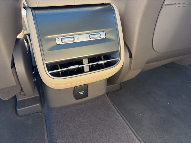 Used 2025 Lincoln Nautilus Premier w/ Equipment Group 102A image 44