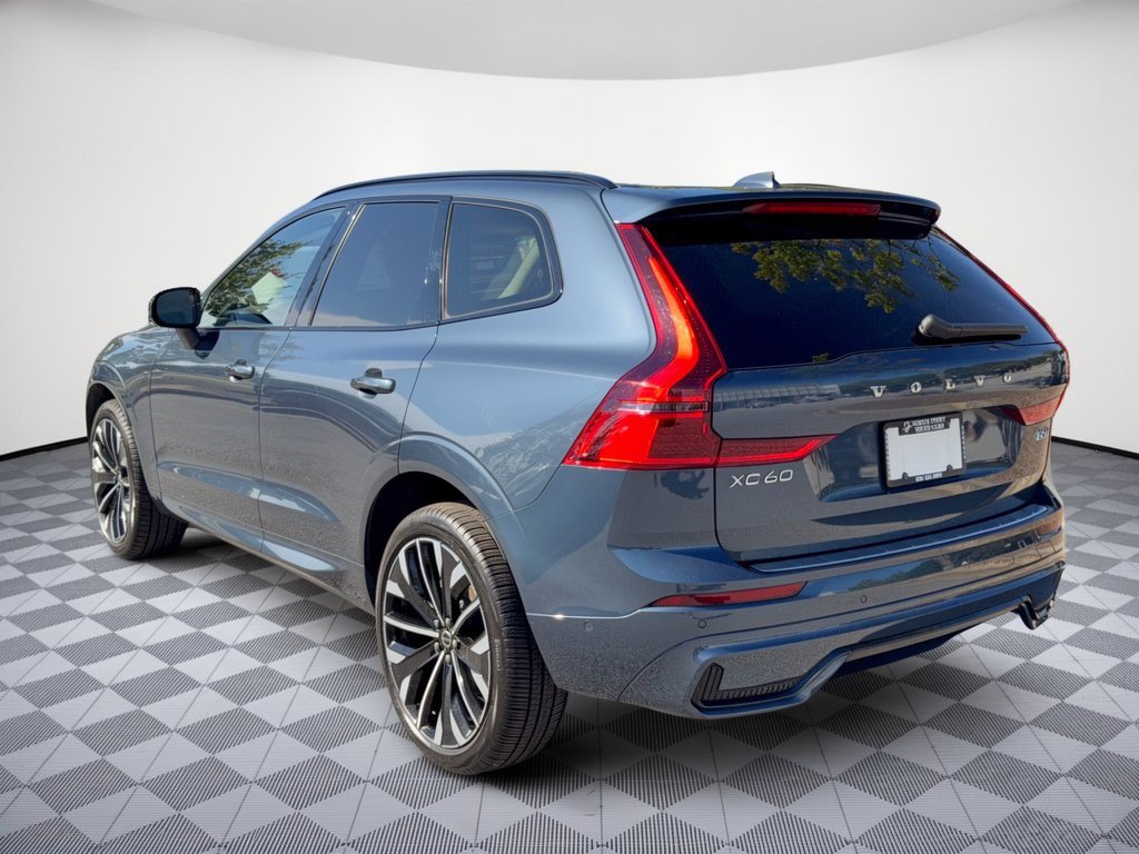 Used 2026 Volvo XC60 B5 Ultra AWD/4WD image 3