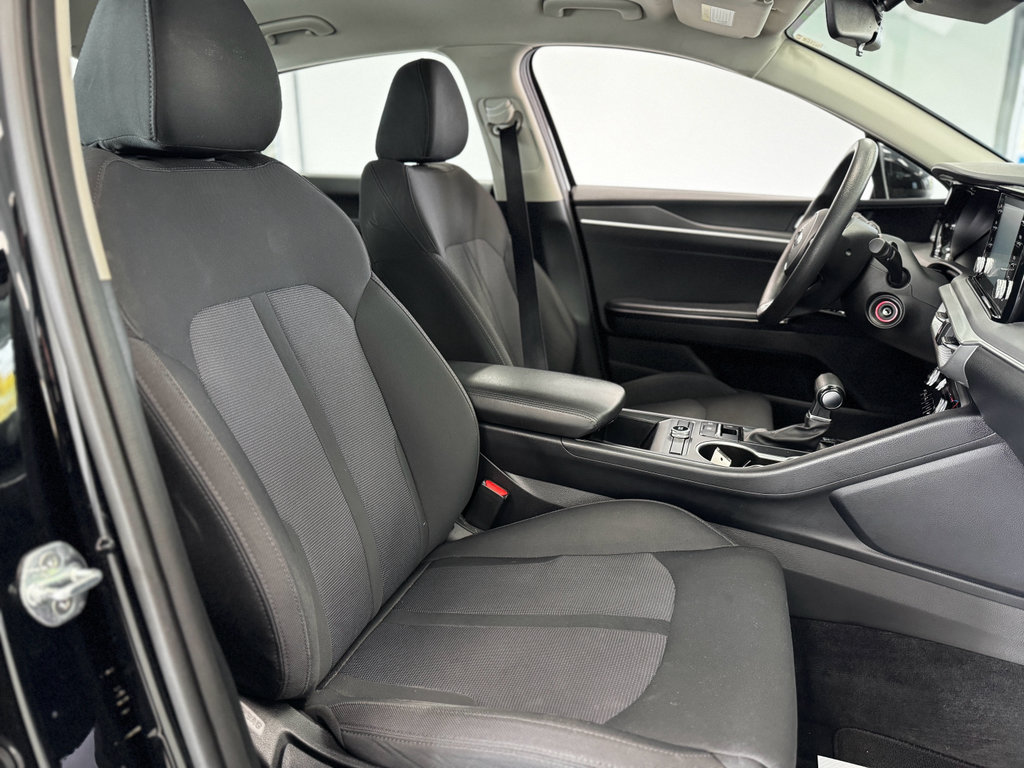 Used 2021 Kia K5 LX image 26
