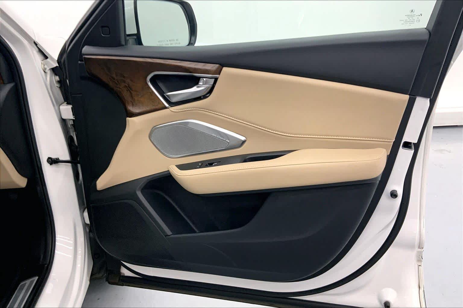 Used 2020 Acura RDX FWD w/ Advance Package image 9