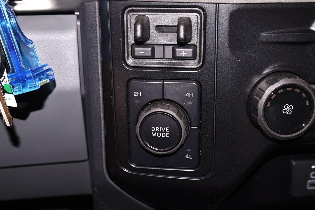 New 2026 Ford F550 4x4 Regular Cab Super Duty image 19