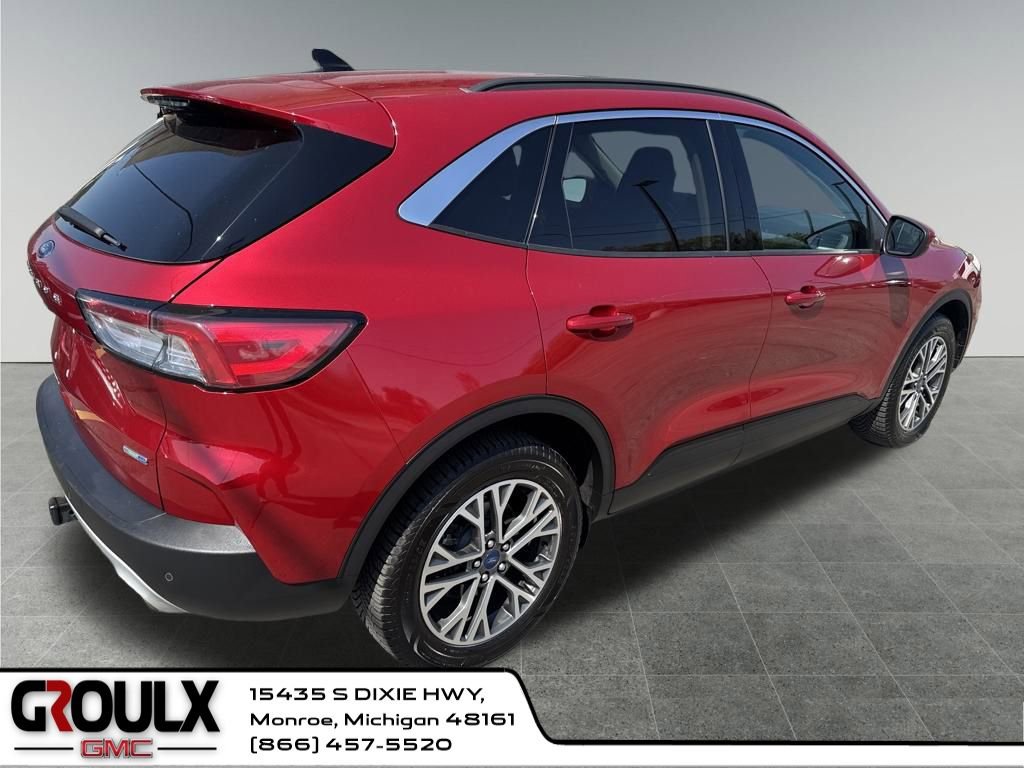 Used 2020 Ford Escape SEL image 6