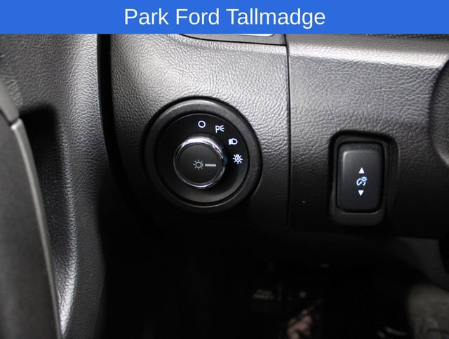 Used 2012 Ford Taurus SEL image 17