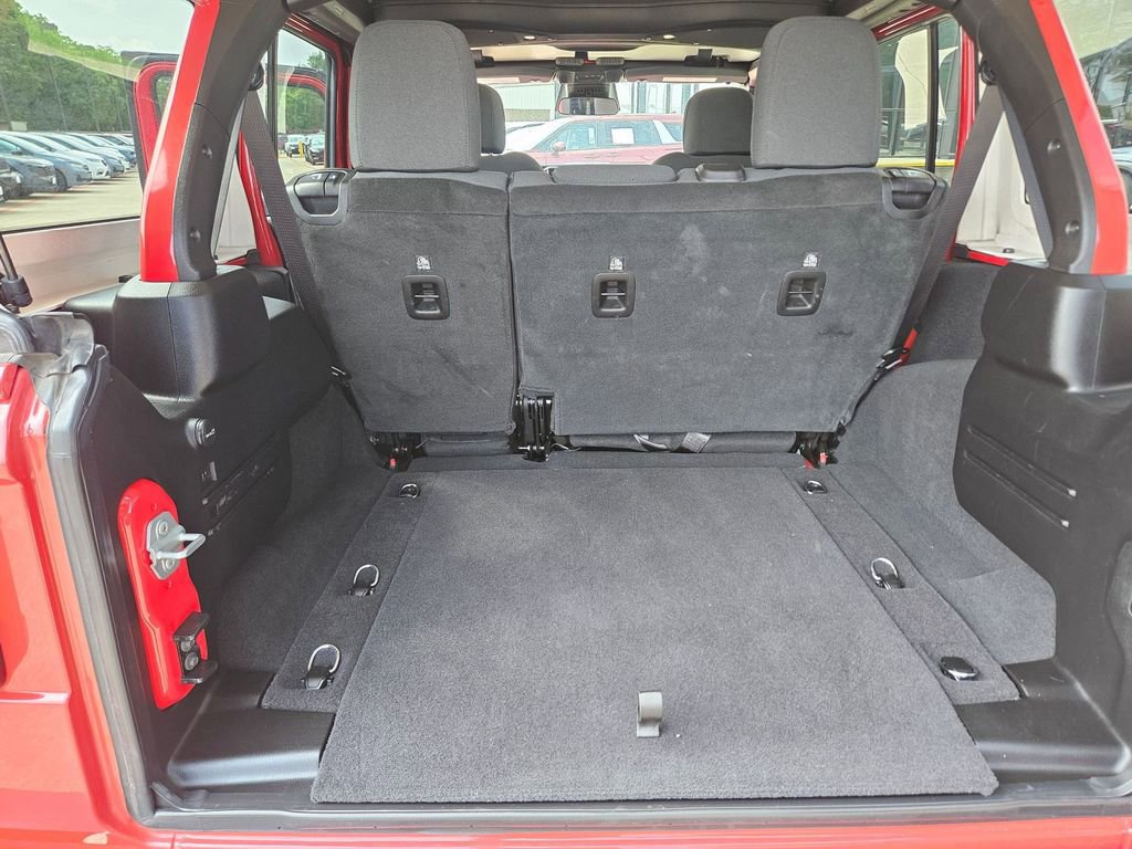 Used 2025 Jeep Wrangler Unlimited Rubicon image 22