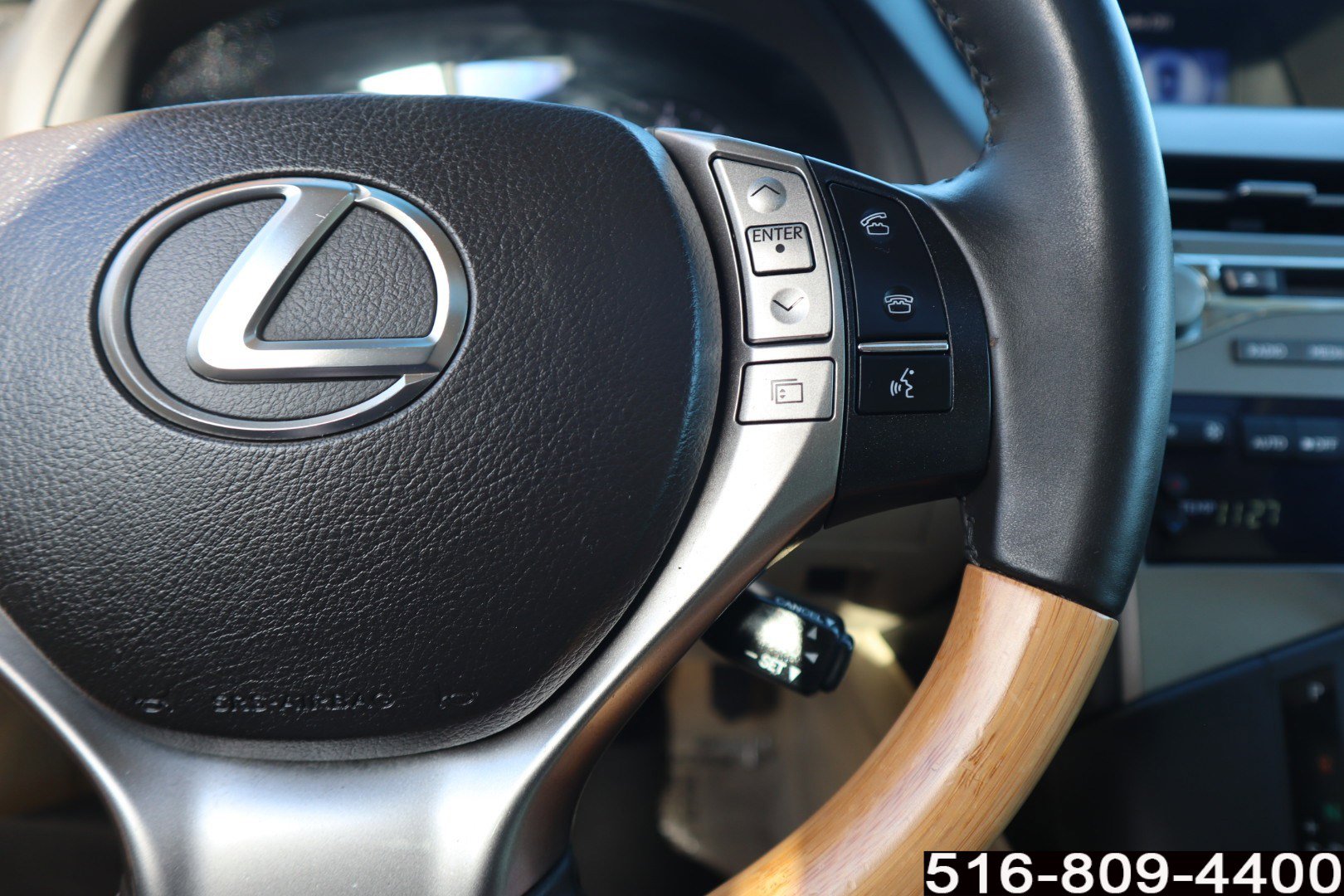 Used 2015 Lexus RX 450h AWD image 19