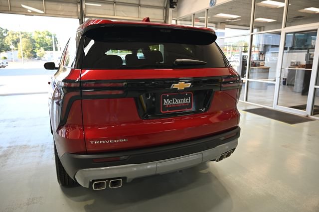 New 2027 Chevrolet Traverse LT w/ Driver Confidence Package FWD image 6