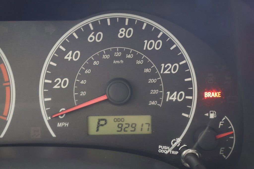 Used 2013 Toyota Corolla LE image 17