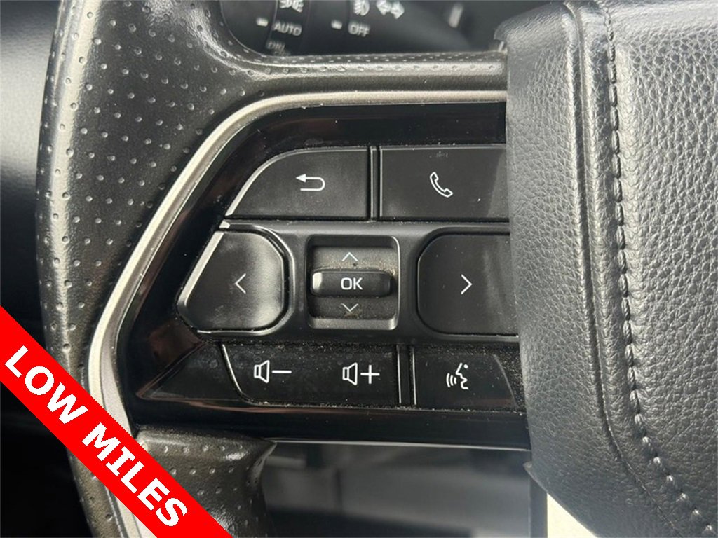 Used 2022 Toyota Tundra SR5 w/ SR5 Convenience Package image 12