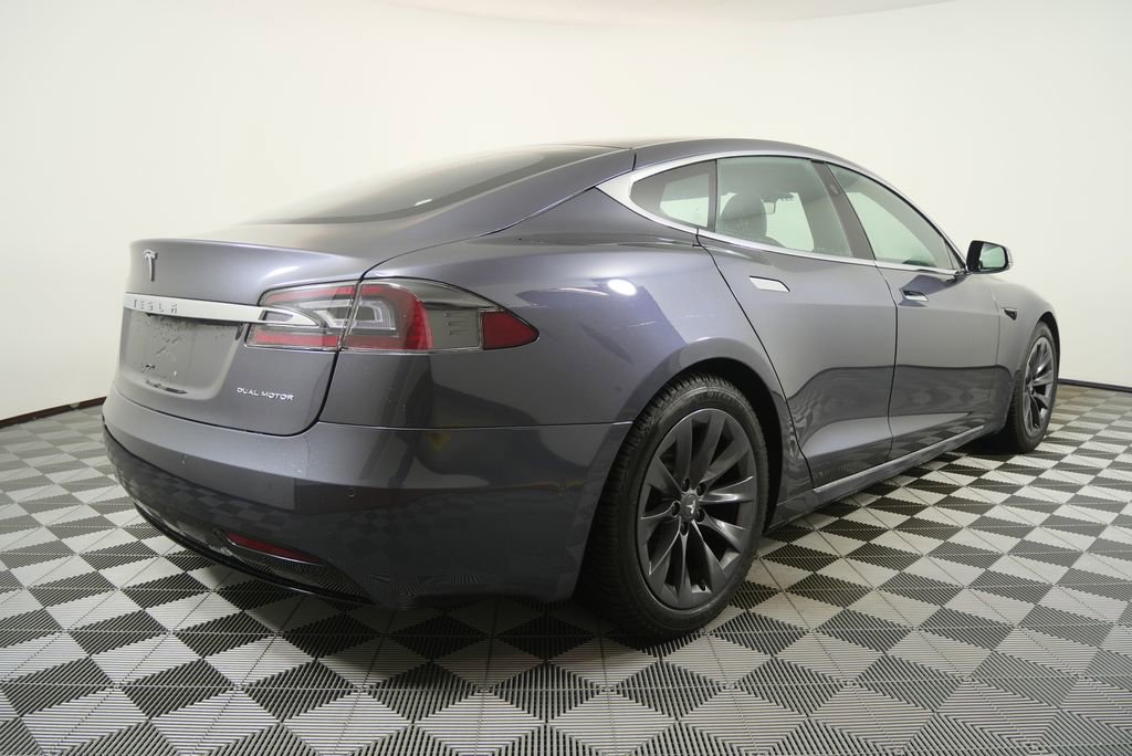 Used 2020 Tesla Model S Long Range Plus AWD/4WD image 3