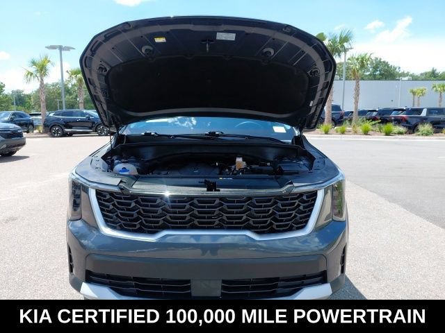Certified 2024 Kia Sorento LX FWD image 9