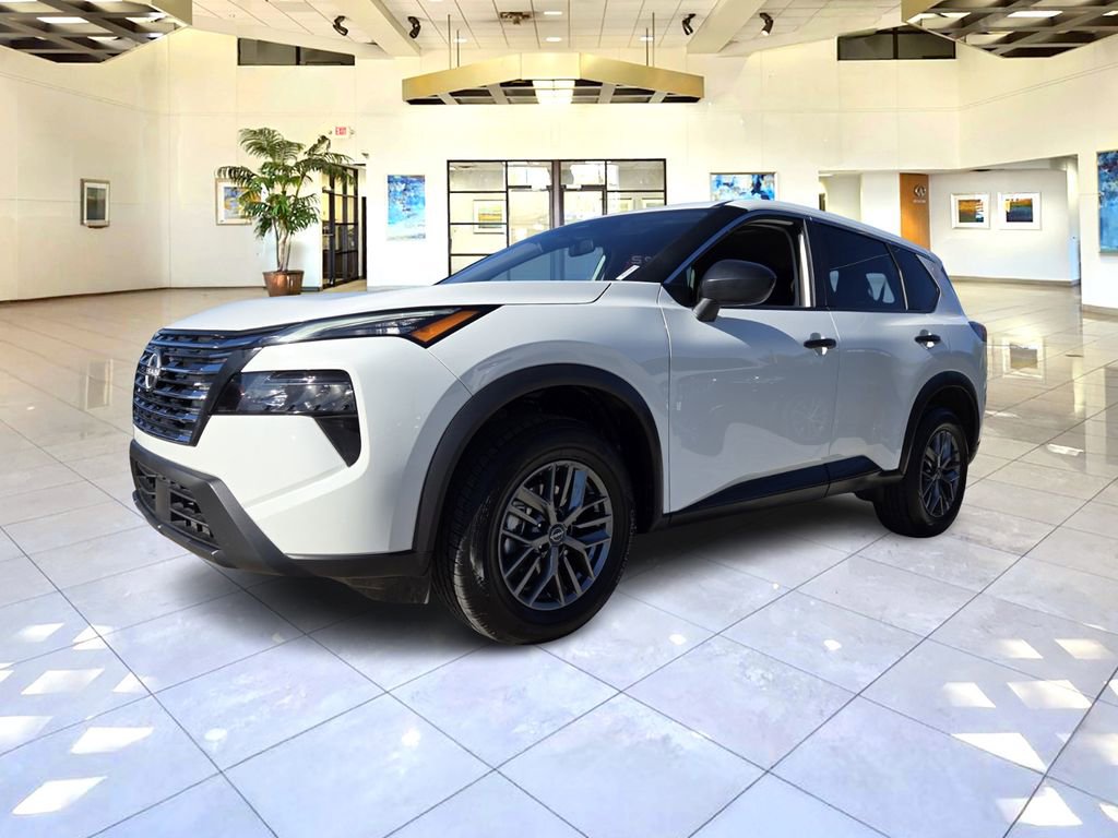 Used 2024 Nissan Rogue S image 3