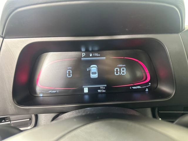 Certified 2025 Hyundai Elantra Sport image 17