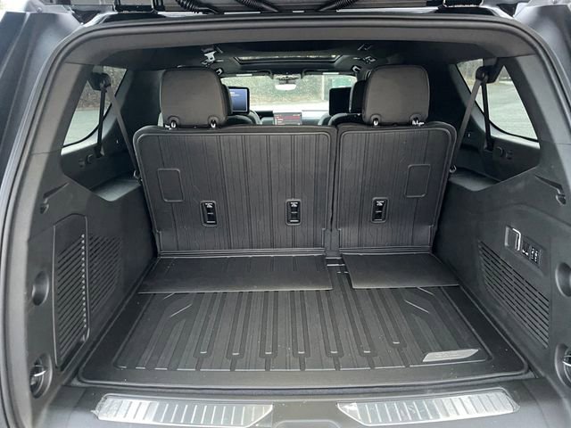 New 2026 GMC Yukon XL Denali w/ Denali Reserve Package image 17