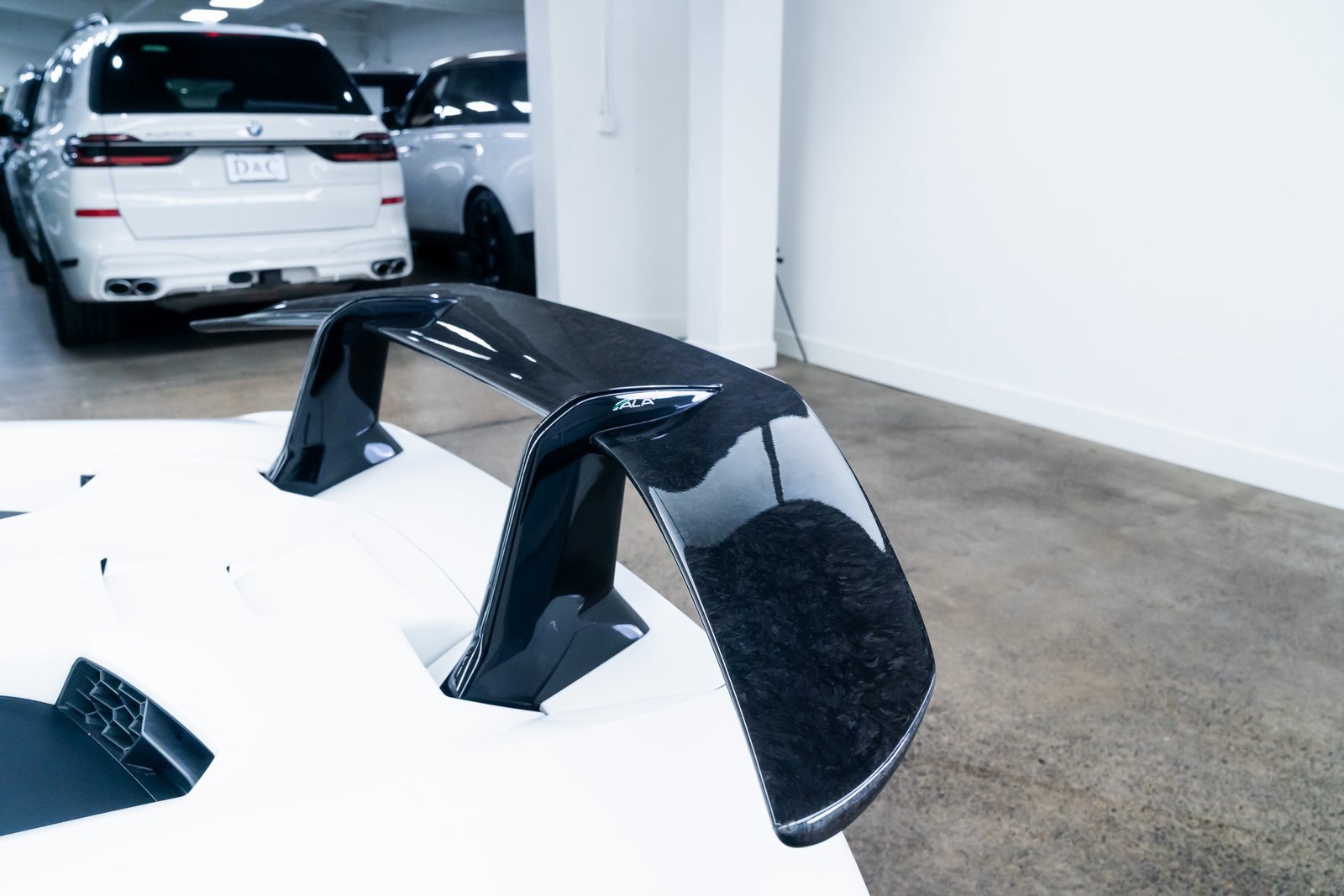 Used 2018 Lamborghini Huracan Performante image 8