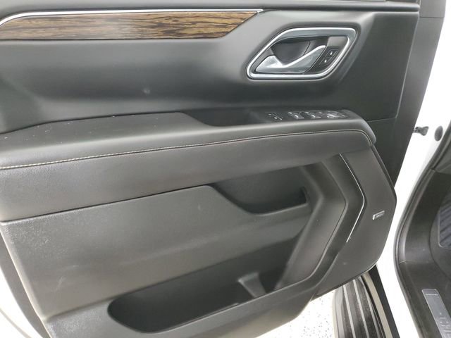 Used 2023 Chevrolet Suburban Premier image 19