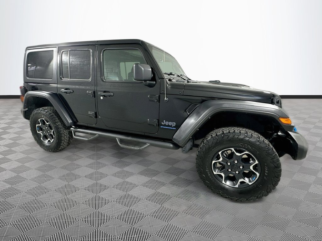 Used 2023 Jeep Wrangler Unlimited Rubicon 4xe w/ Cold Weather Group AWD/4WD image 8