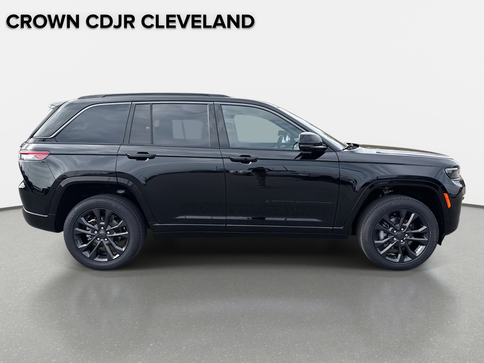 New 2026 Jeep Grand Cherokee Limited AWD/4WD image 3
