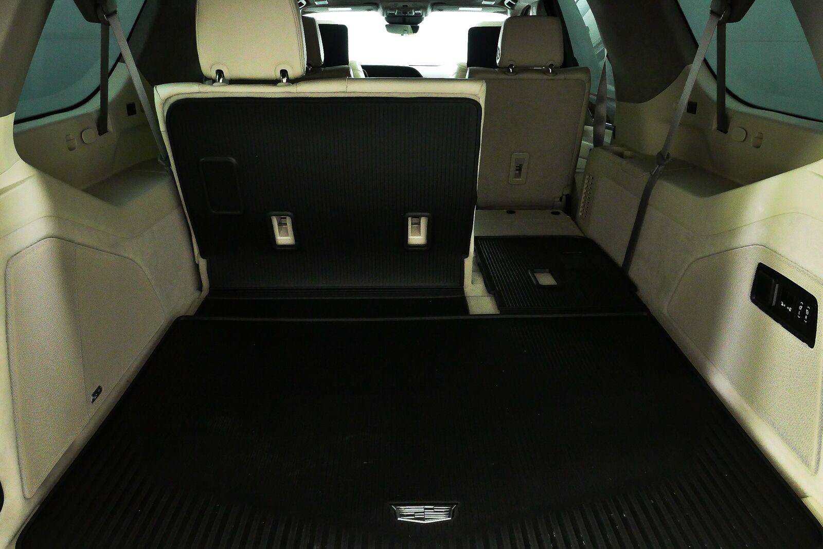 Used 2023 Cadillac Escalade ESV Sport Platinum AWD/4WD image 28
