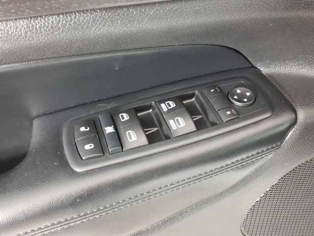 Used 2015 Jeep Grand Cherokee Altitude image 13