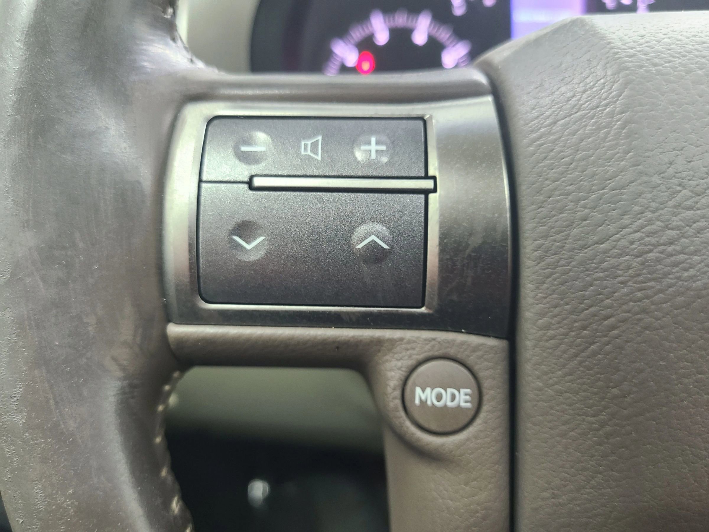 Used 2014 Lexus GX 460 Luxury image 30