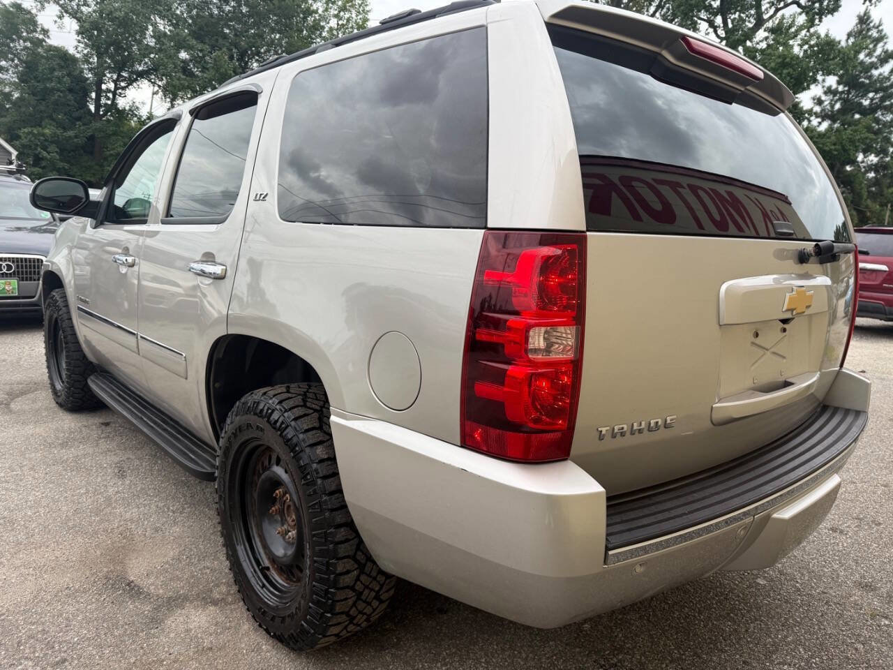 Used 2009 Chevrolet Tahoe LTZ image 5
